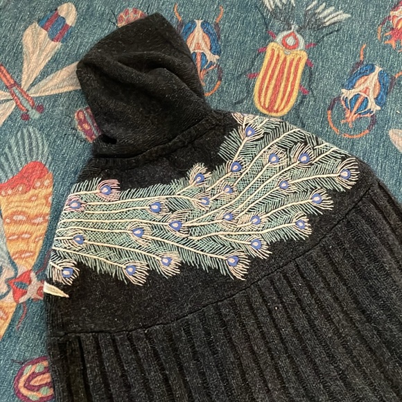 Rare vintage Anthropologie Sleeping on Snow wool  embroidered peacock cape S/M - Picture 6 of 7